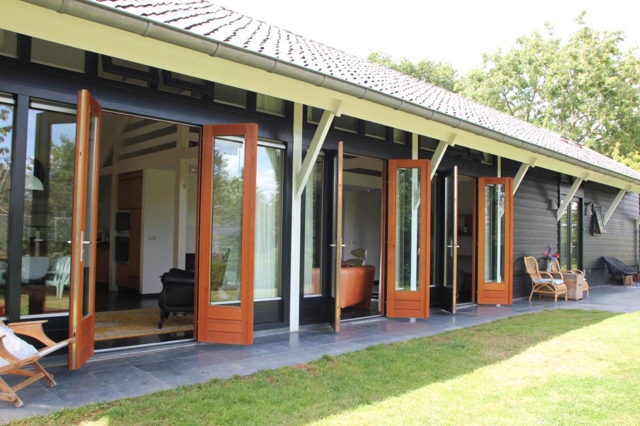 Вилла Familiehuis De Betuwe Met Prive Kunstgras Tennisbaan En Sauna Erichem Экстерьер фото