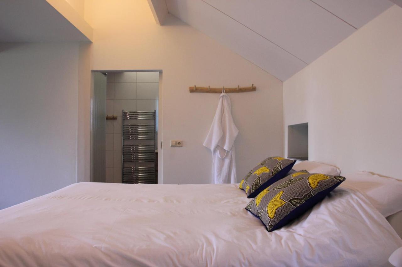 Вилла Familiehuis De Betuwe Met Prive Kunstgras Tennisbaan En Sauna Erichem Экстерьер фото